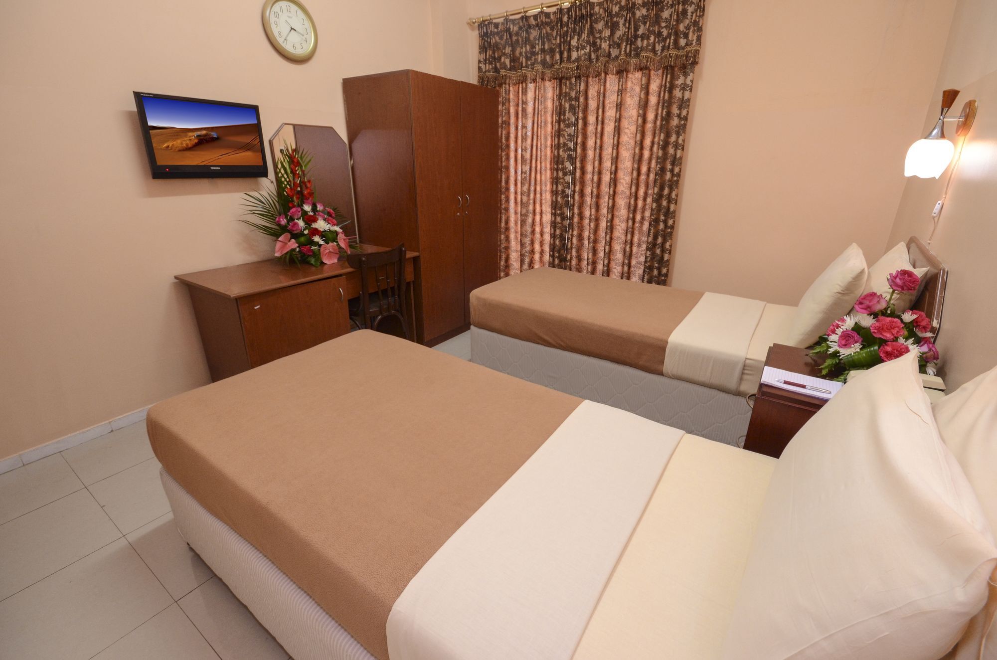Hotel Melody Queen By Aura