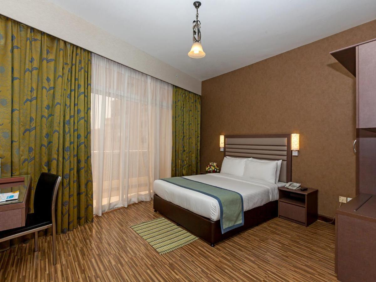 Wave International Hotel