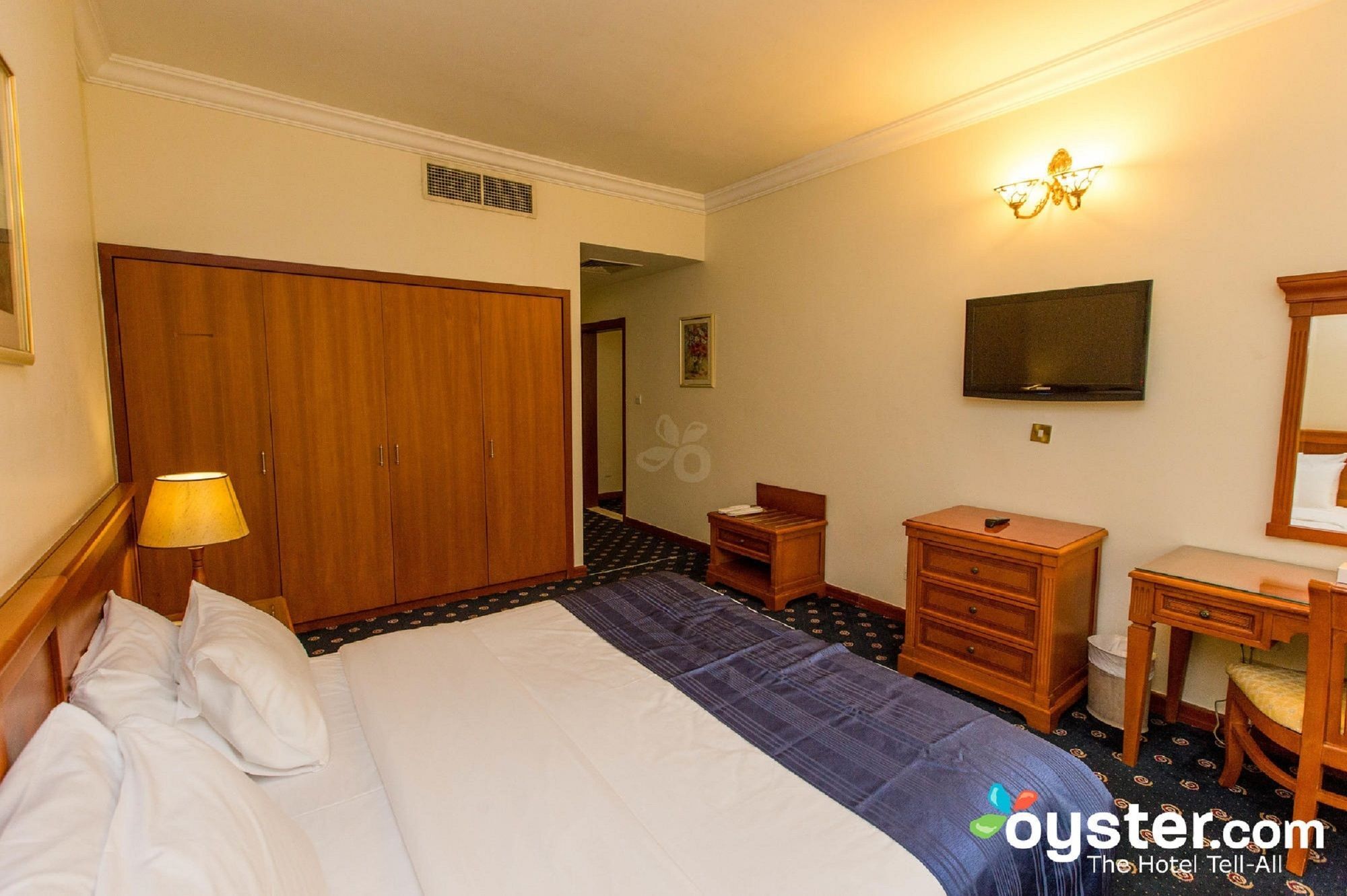 Rolla Aparthotel Dubai