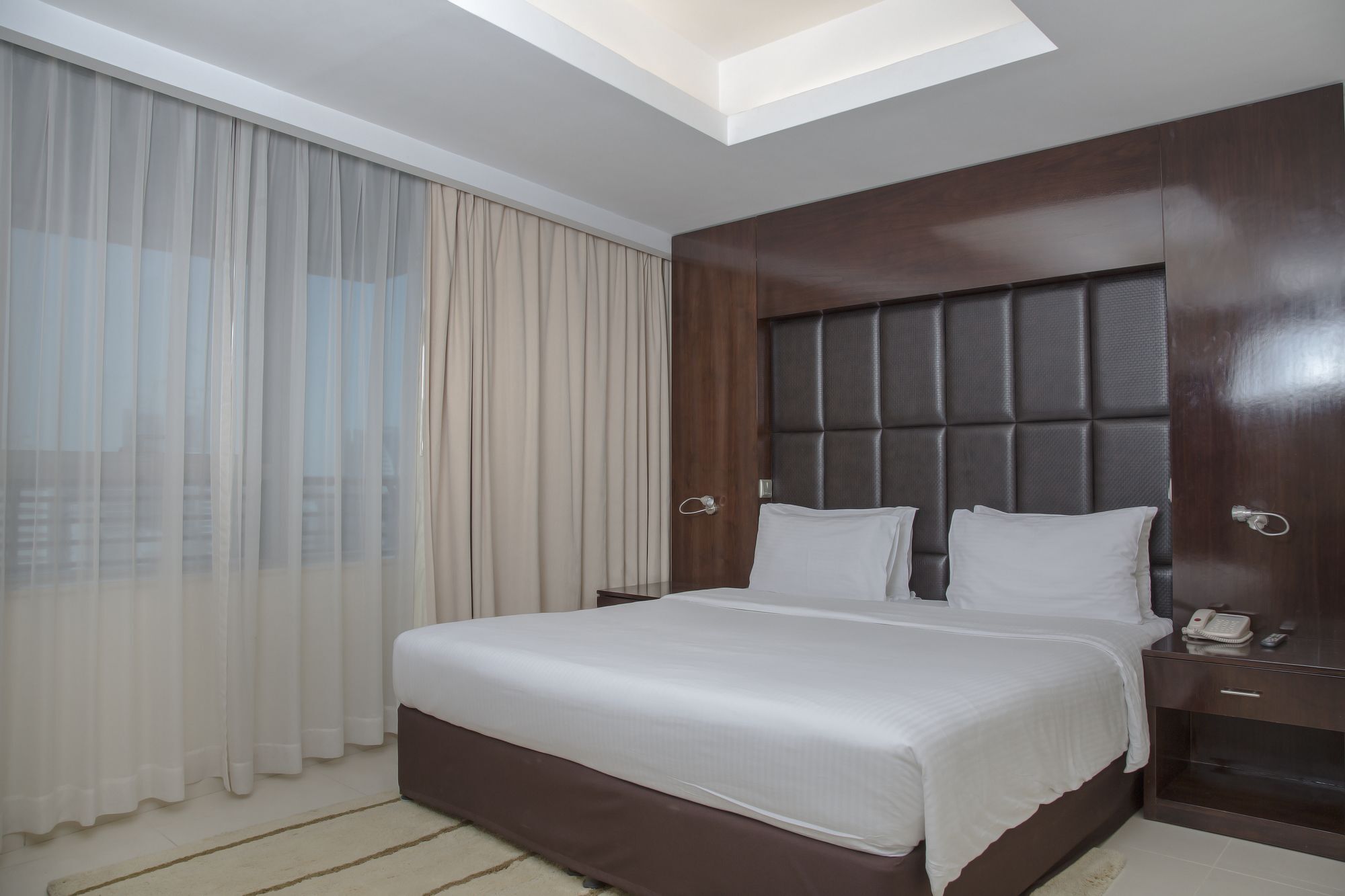 Staybridge Internet Dubai