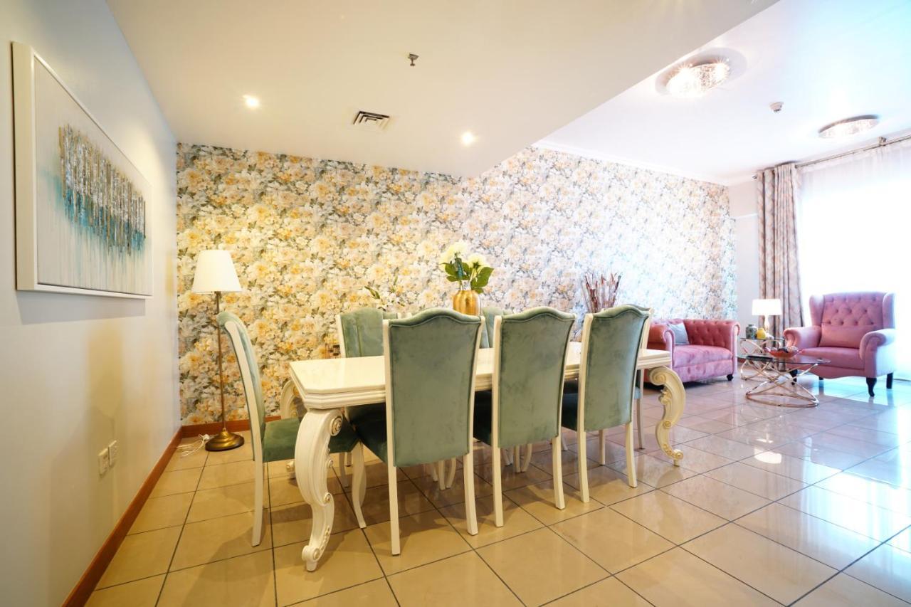 Apartment Two Continents Holiday Homes - Sea And Palm Jumeriah View Four Bedroom -free Airport Pick-up