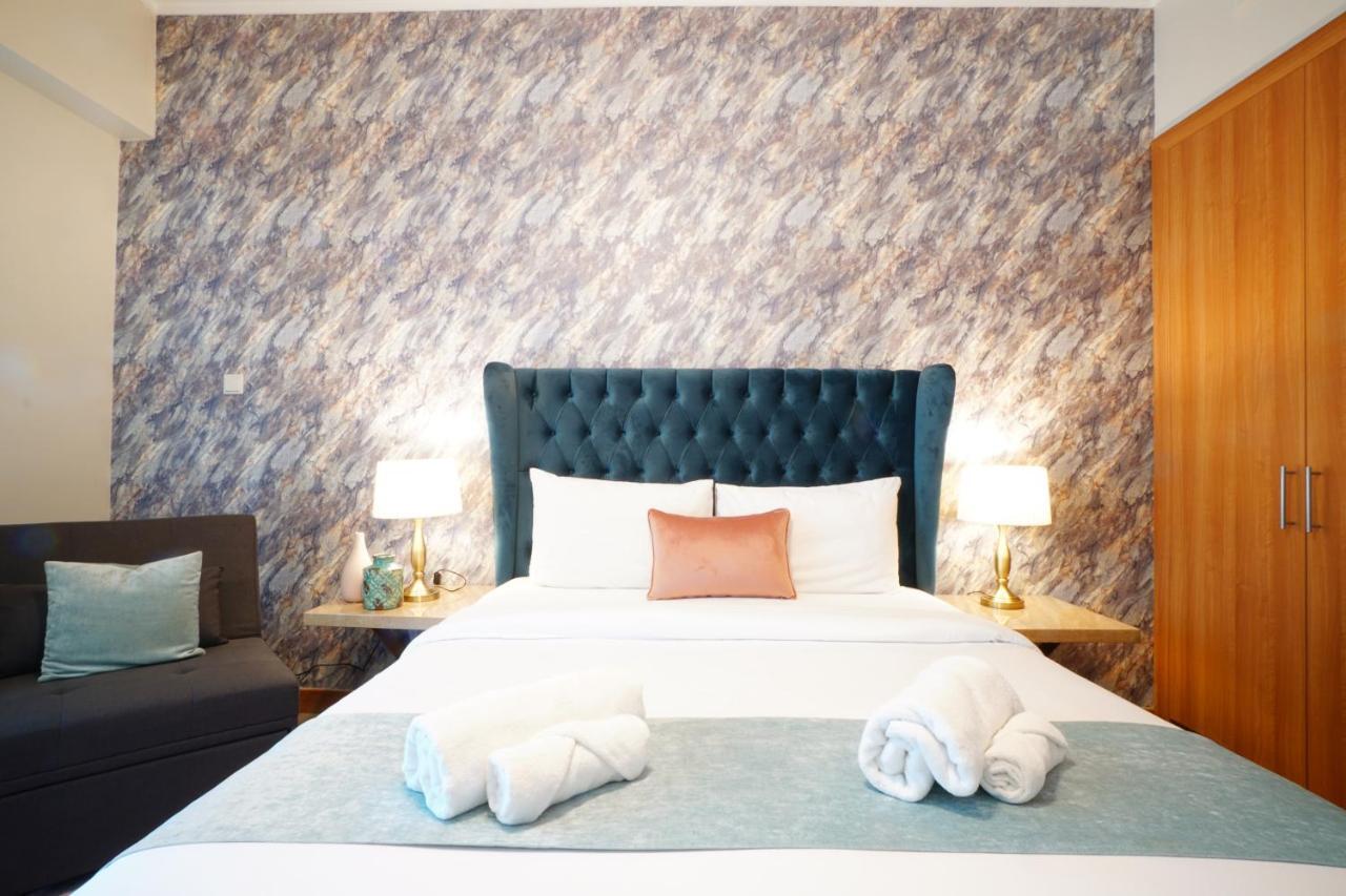 Apartment Two Continents Holiday Homes - Sea And Palm Jumeriah View Four Bedroom -free Airport Pick-up