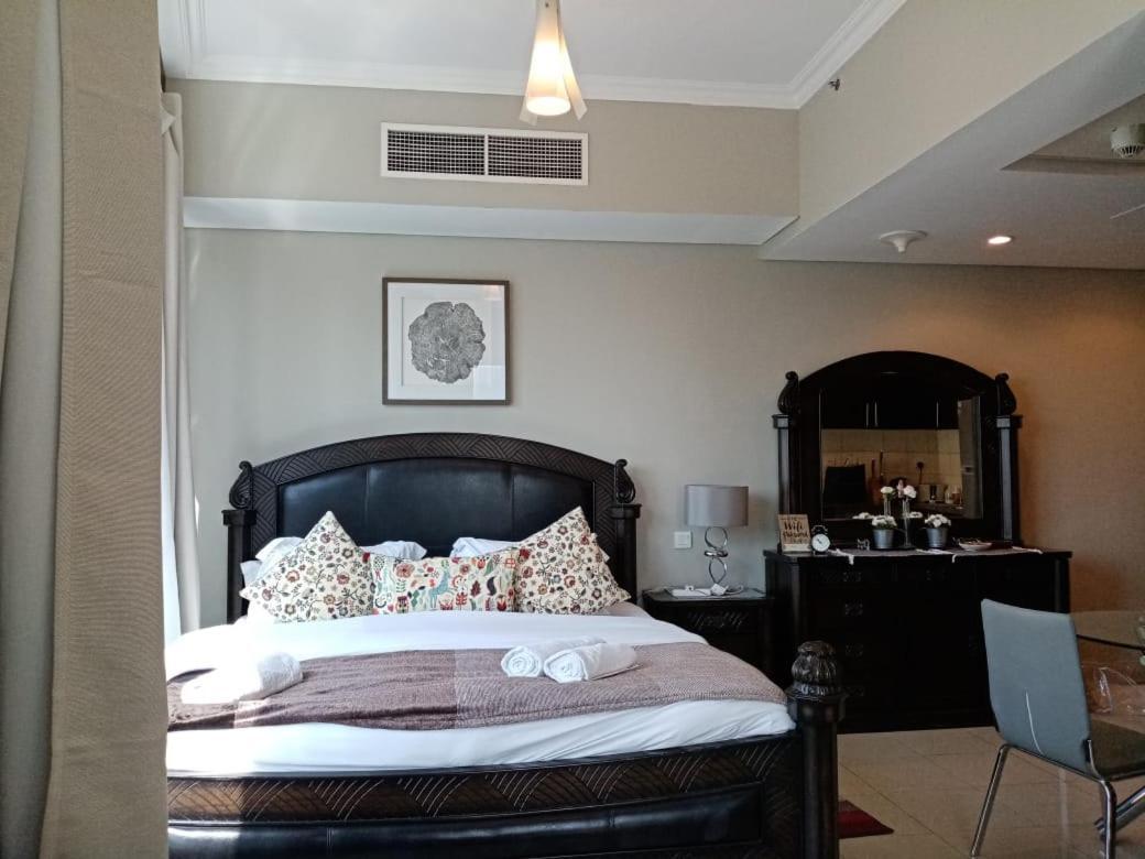 Studio - Bay Central Tower Apartment Dubai