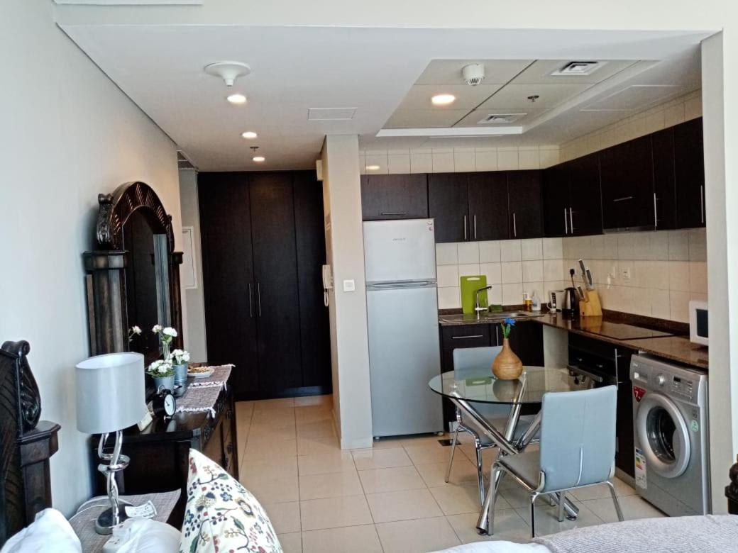 Studio - Bay Central Tower