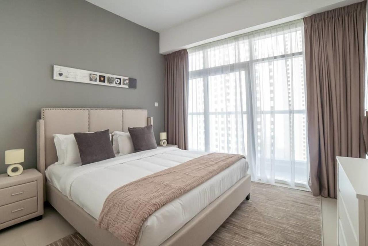 Continental Tower, Marina - Luton Apartment Dubai