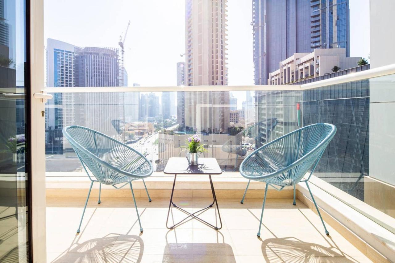 Frank Porter - Mon Reve Apartment Dubai