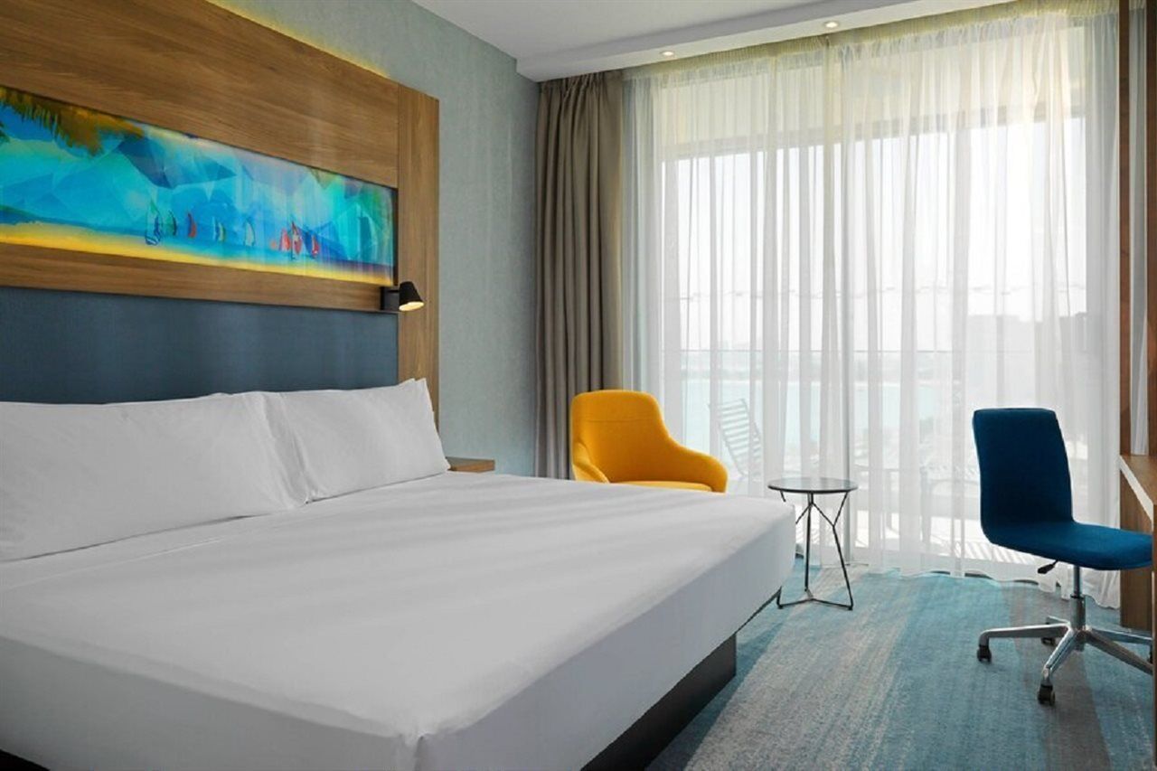 Aloft Palm Jumeirah Resort Dubai