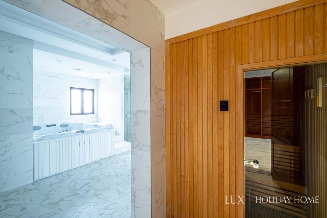 Villa Lux - The Paradise Palace *
