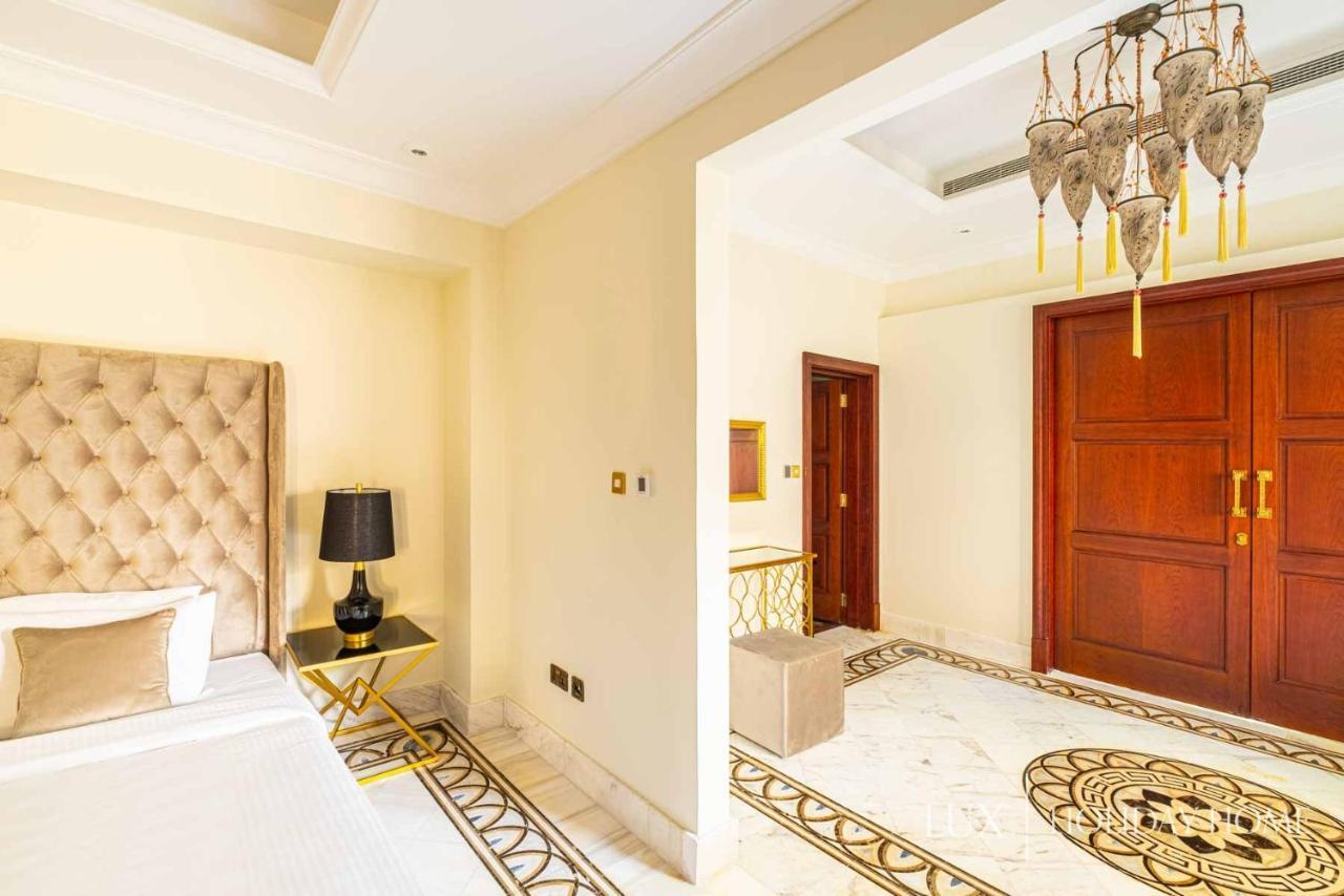 Villa Lux - The Paradise Palace Dubai