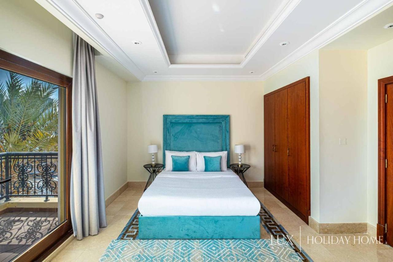Lux - The Paradise Palace Villa
