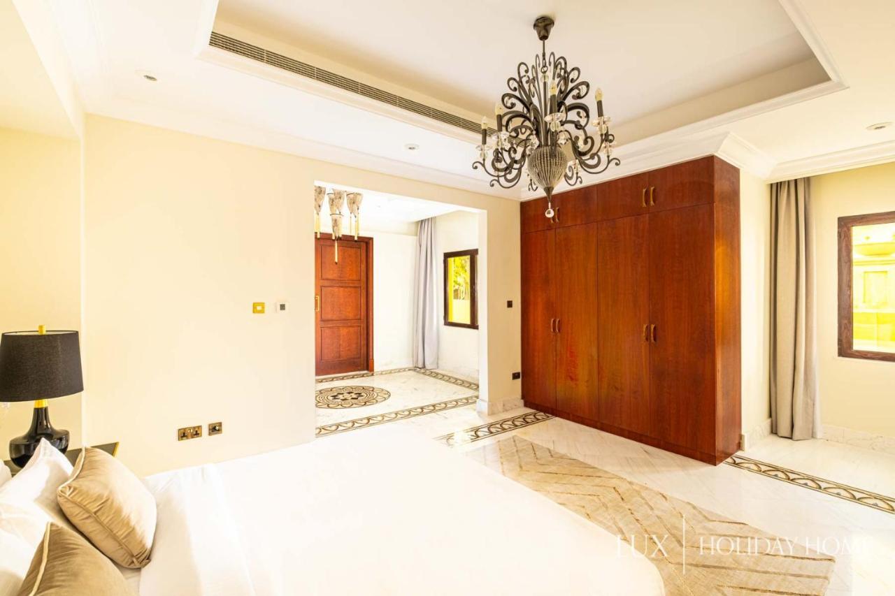 Lux - The Paradise Palace Dubai