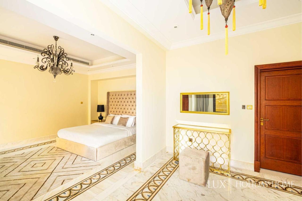 Villa Lux - The Paradise Palace