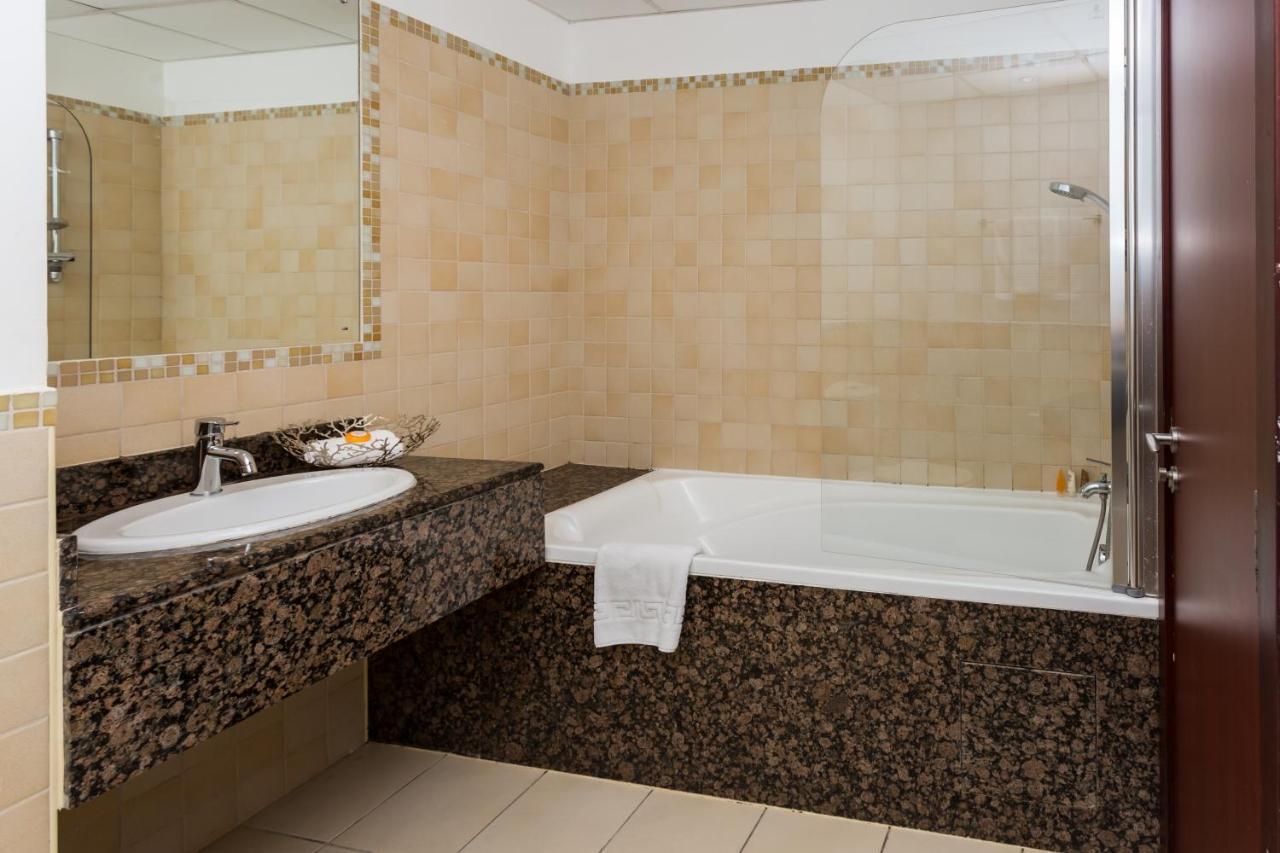 Elan Rimal 3 Apartment