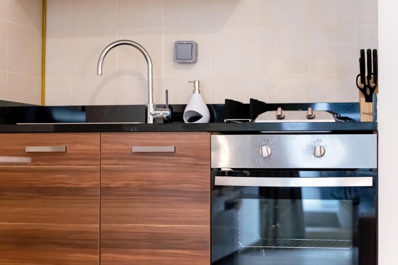 Apartment Higuests - Sparkle Towers 2 Dubai