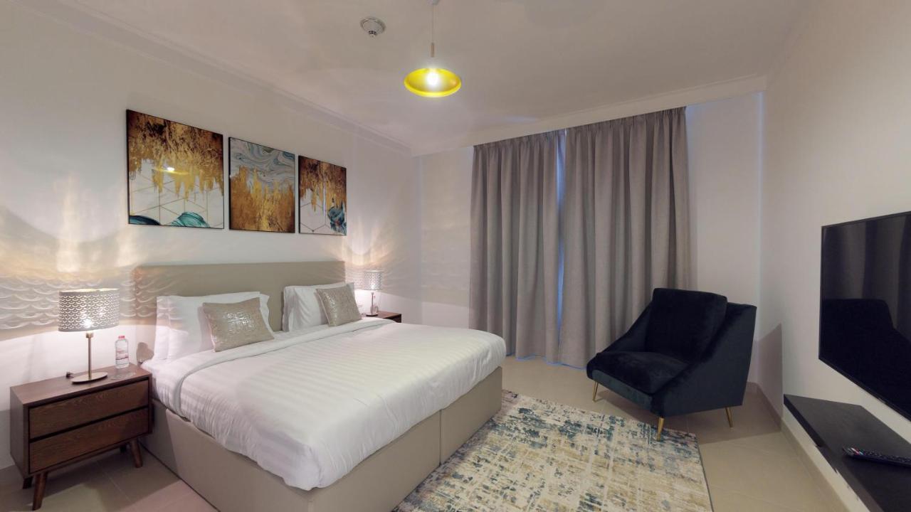 Lux Creek Residences Harbour Views Apartment
