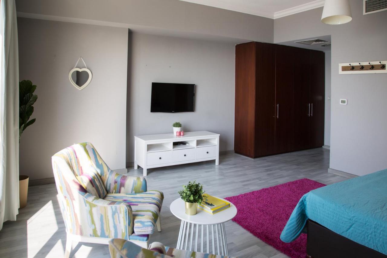 Higuests - Unique Duplex Penthouse In Jbr With Sea Views *