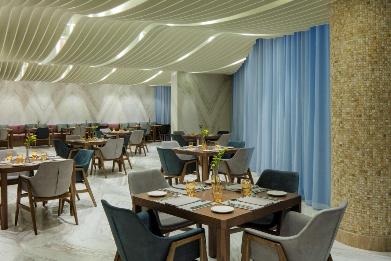Radisson Blu Silicon Oasis