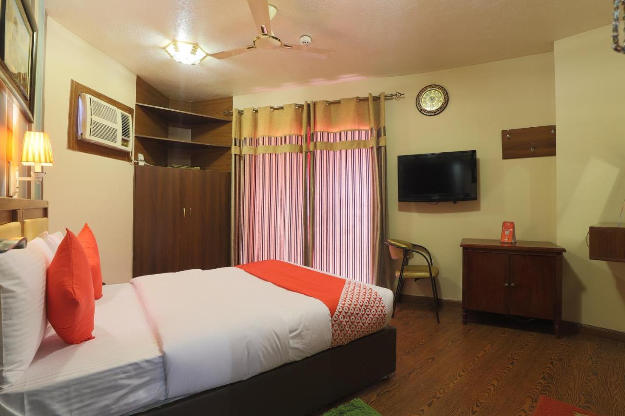 Oyo 329 Down Town Hotel