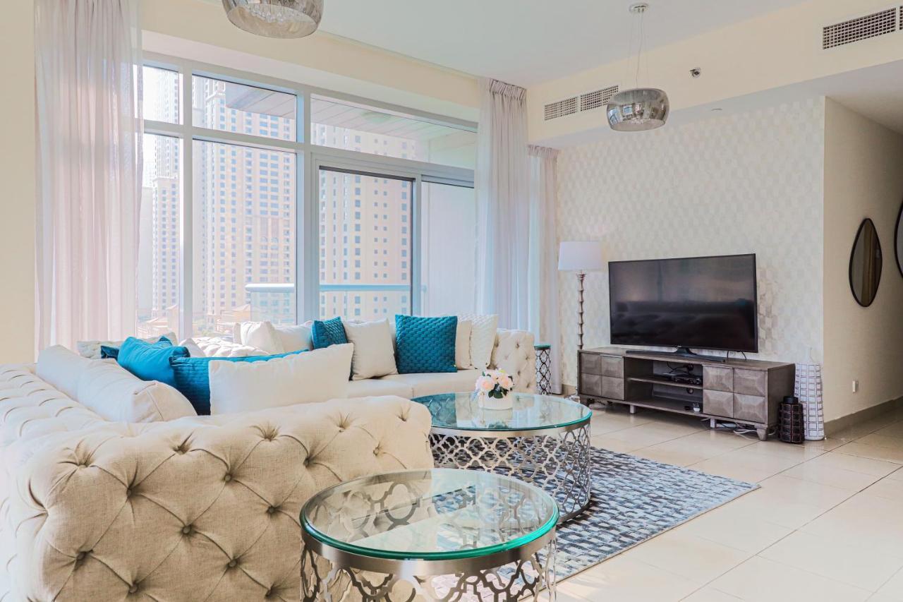 Apartment Nasma Luxury - Pastel-colored With Jaw-dropping Marina Views Dubai