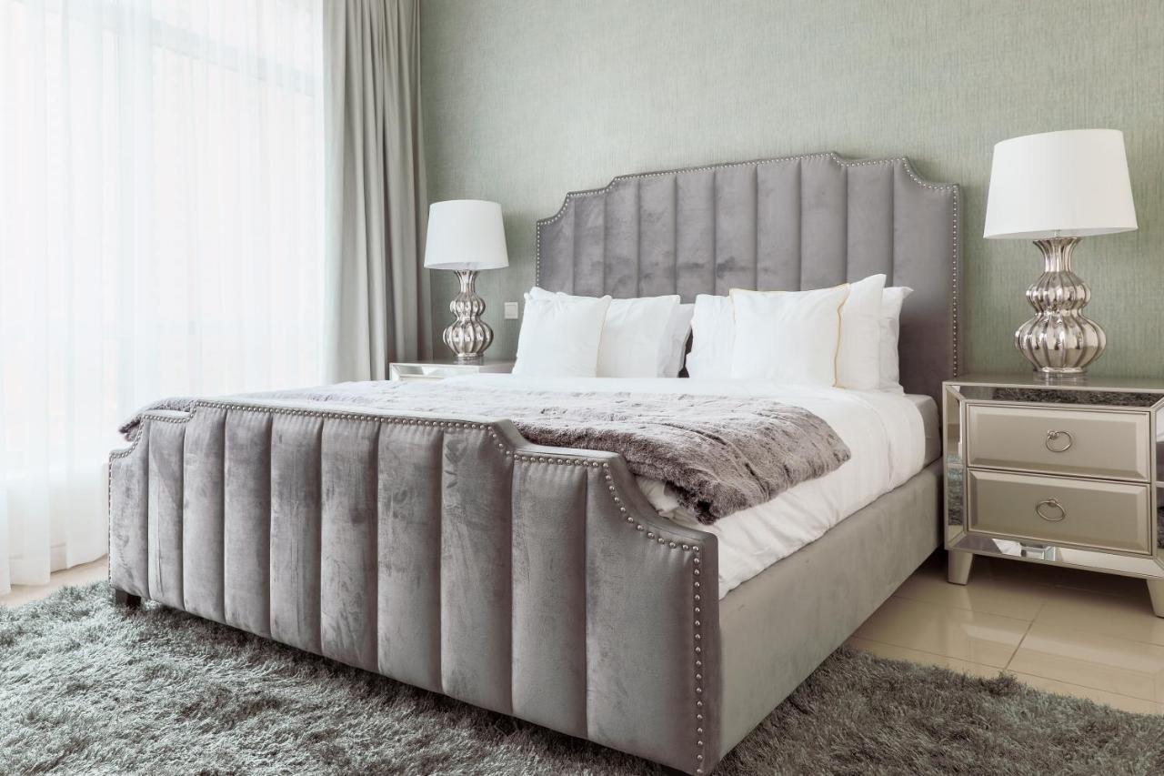 Nasma Luxury - Pastel-colored With Jaw-dropping Marina Views Dubai