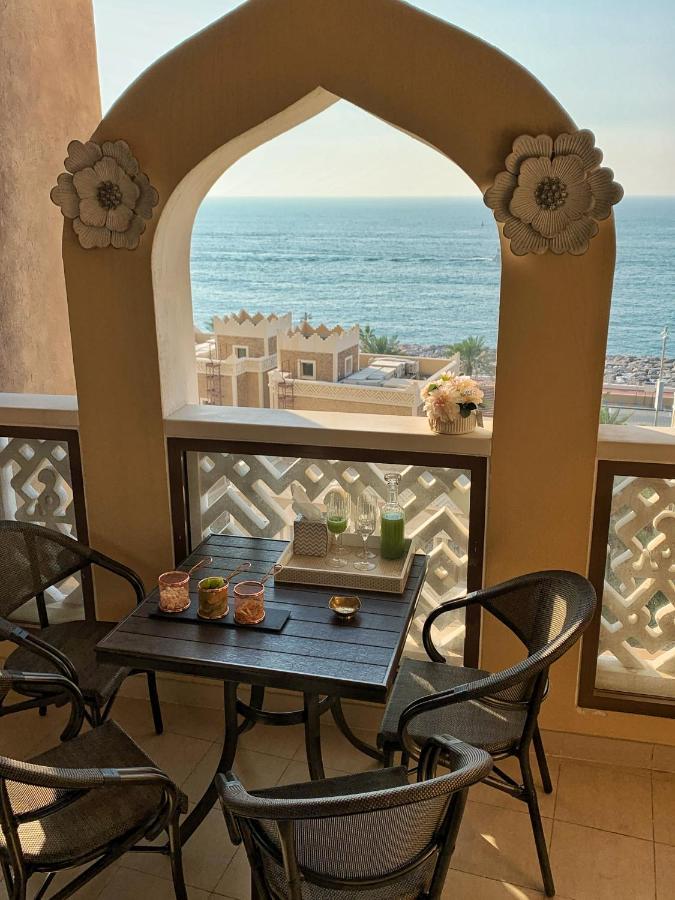 Luxury At Balqis Apartment