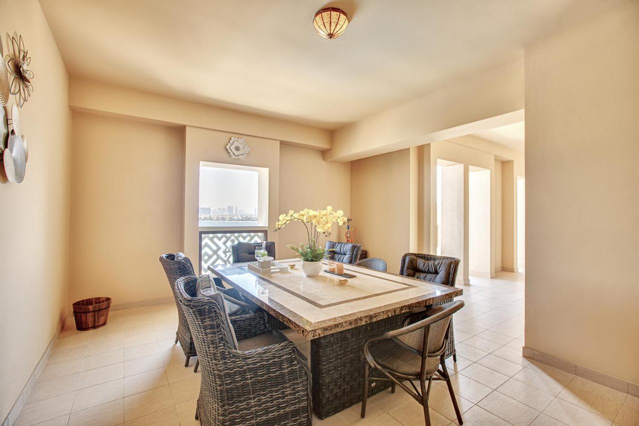 Apartment Luxury At Balqis *