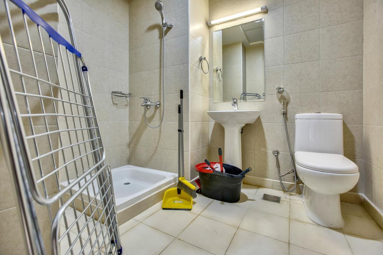 Luxury At Balqis Apartment *