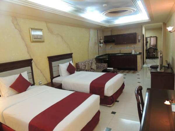 Oriental Corner Hotel 2*