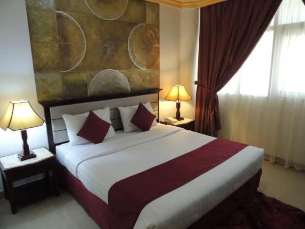Hotel Oriental Corner Hotel
