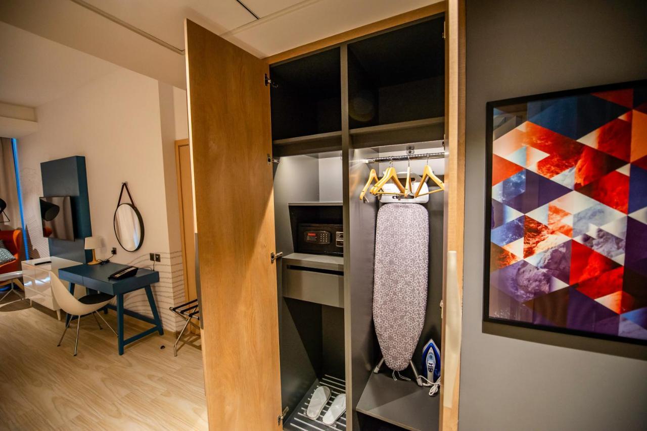 Aparthotel La Vie Gardens 4*