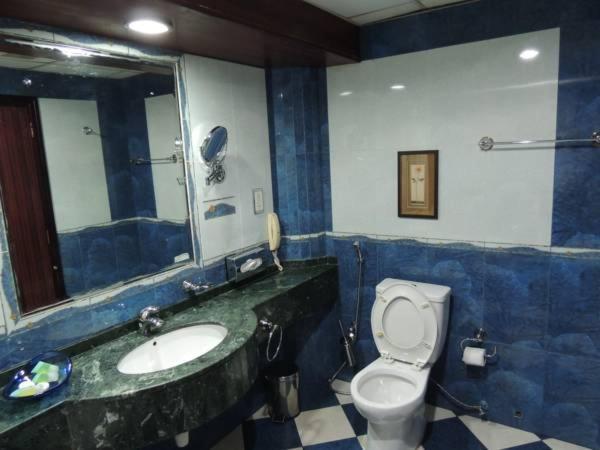 Hotel Oriental Corner Hotel Dubai