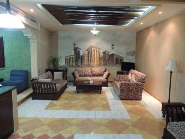 Hotel Oriental Corner Hotel Dubai