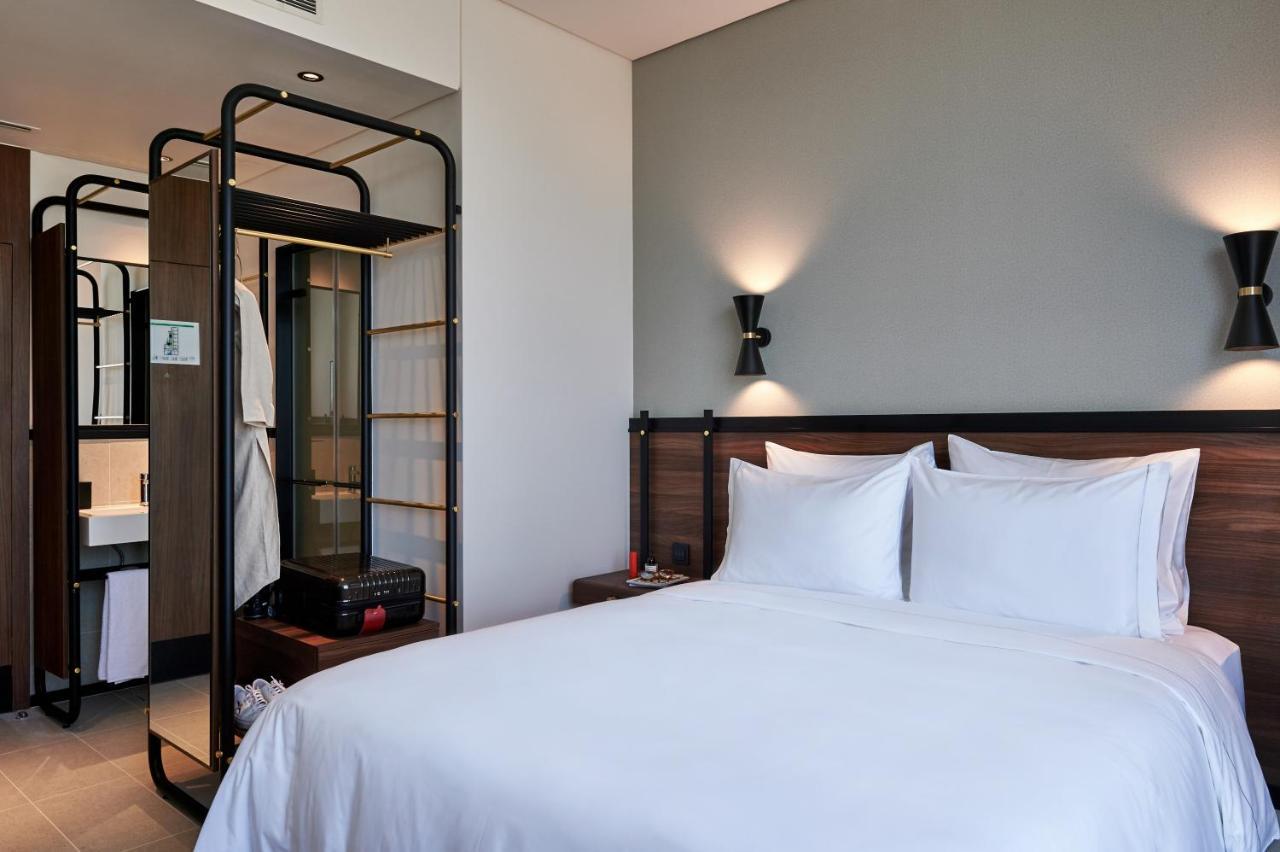 Hotel Form Al Jaddaf, Dubai, A Member Of Design Dubai