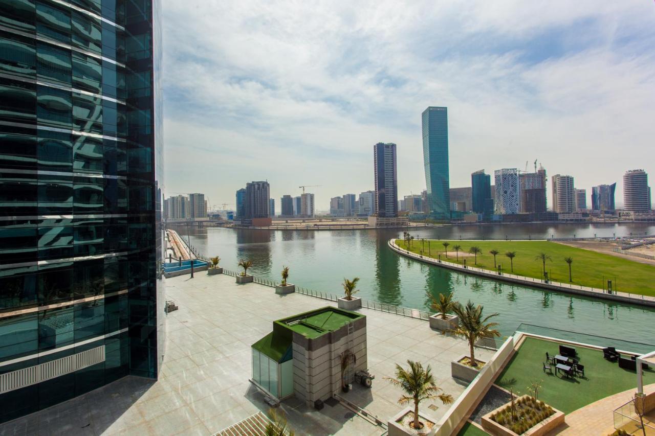 Staycae Bay's Edge Apartment Dubai