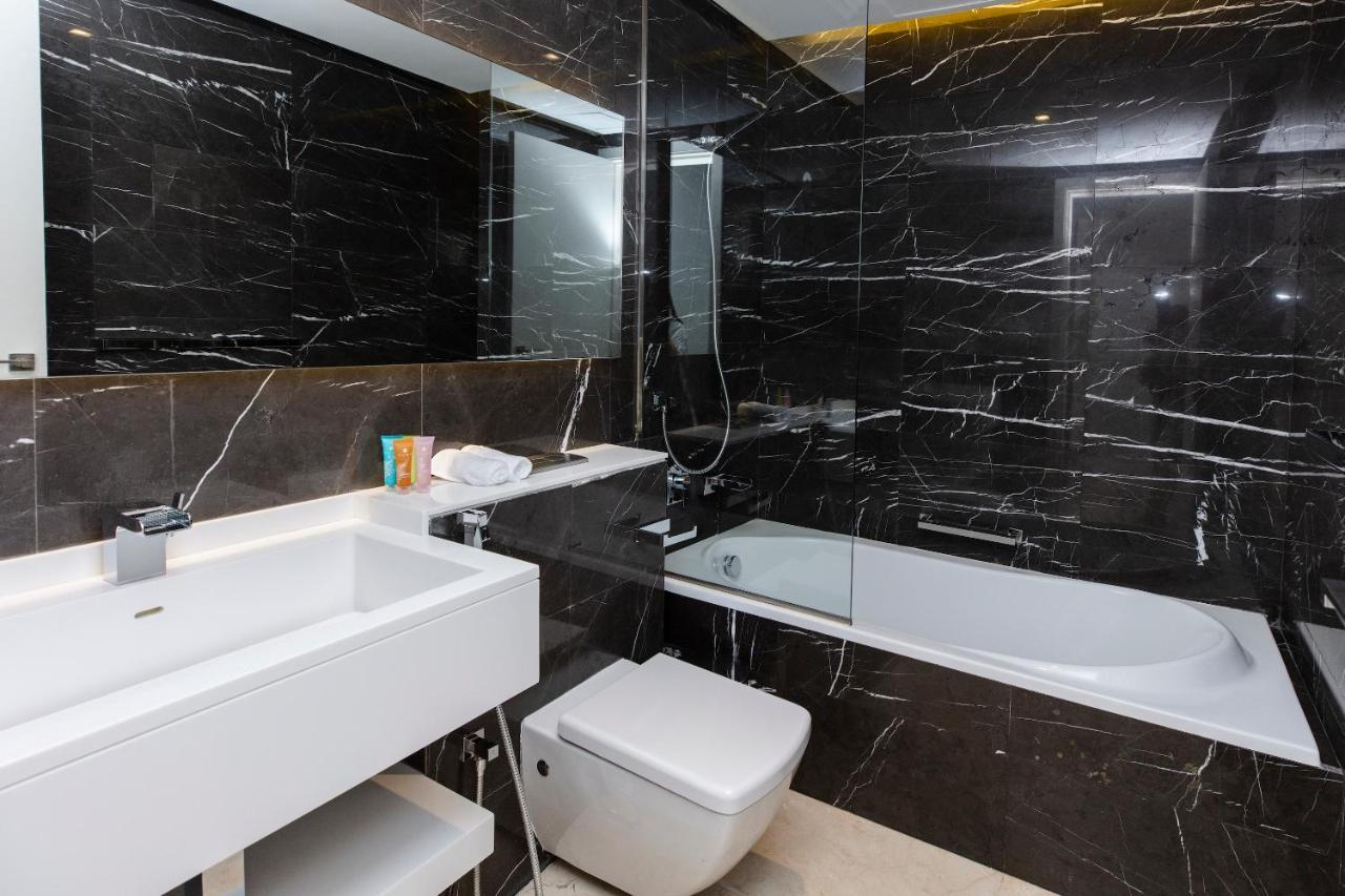 Stella Stunning & Luxurious 4bdr Penthouse Marina Apartment