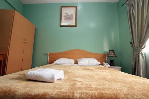 Hotel Zaineast