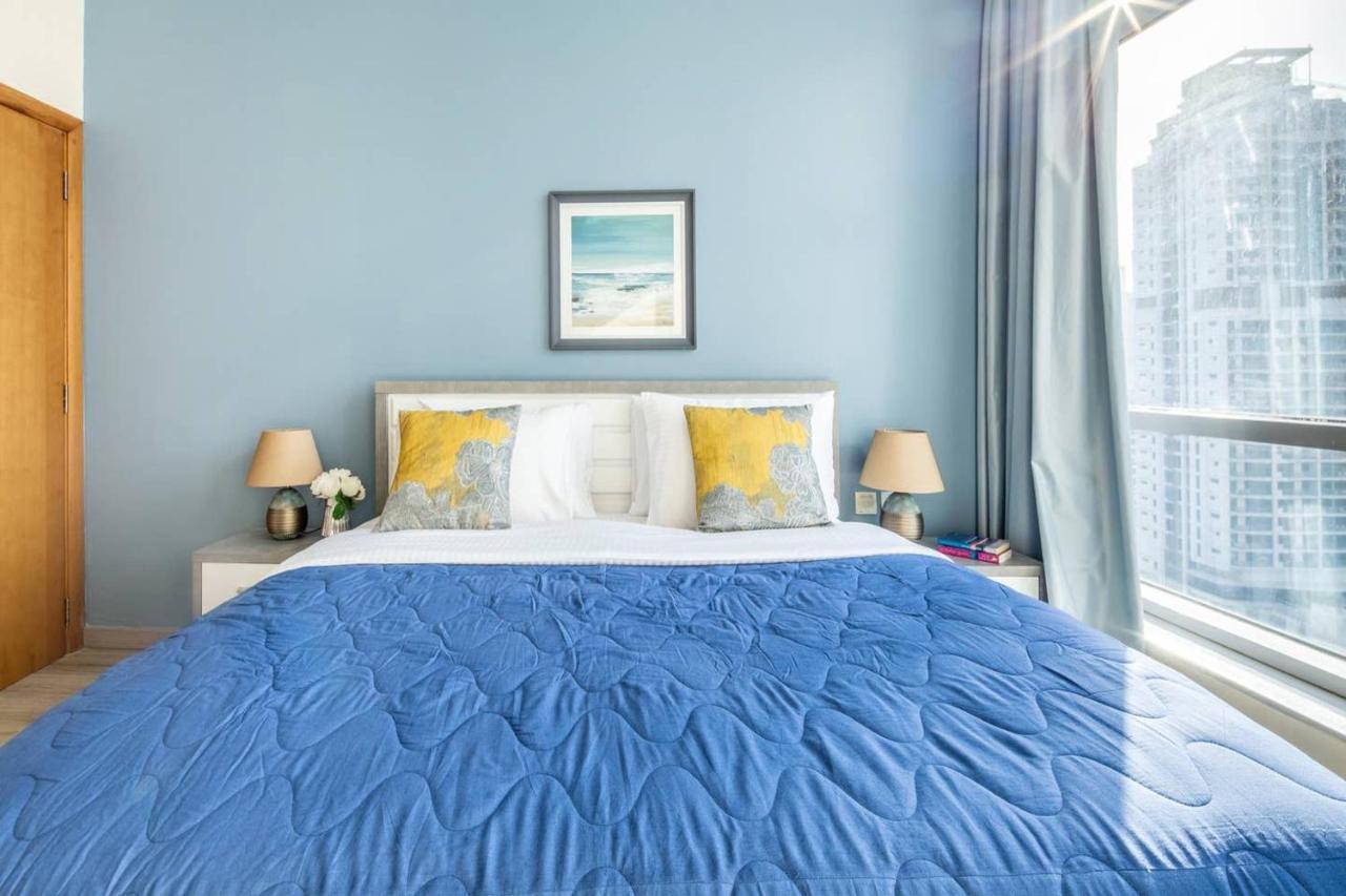 Frank Porter - Marina Diamond 4 Apartment