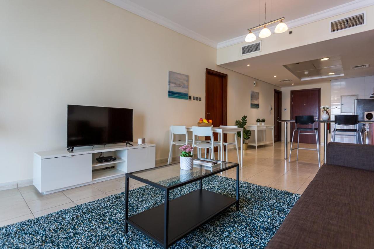 Higuests - Superb Views From 2br In Jlt Apartment
