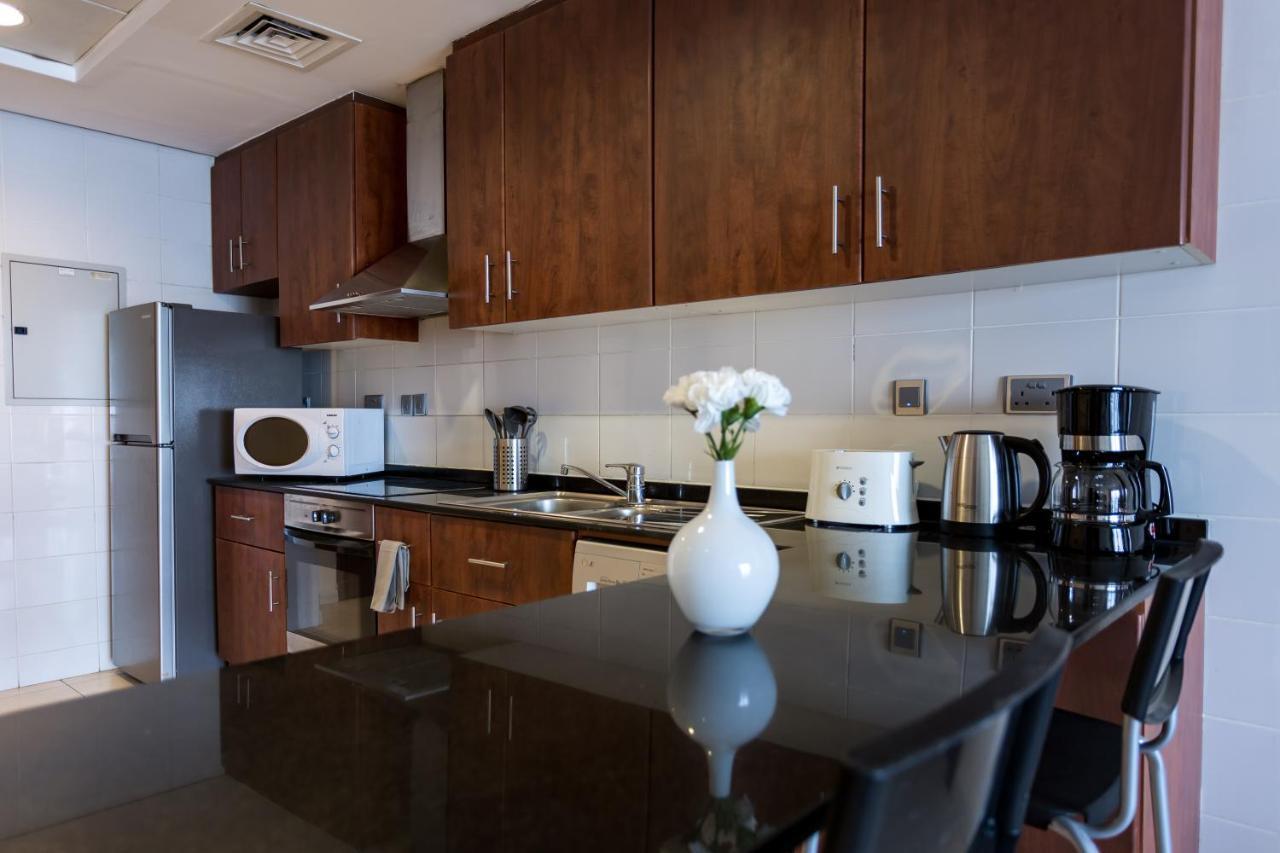 Apartment Higuests - Superb Views From 2br In Jlt *