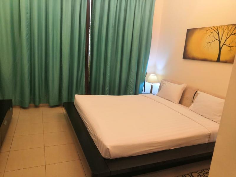 Fortune Classic Apartment, Airport ,near Dafza Metro Station Dubai