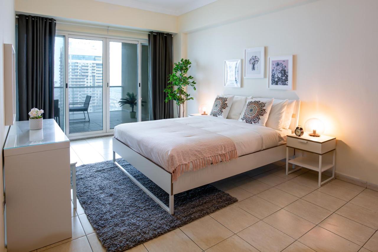 Higuests - Superb Views From 2br In Jlt Dubai