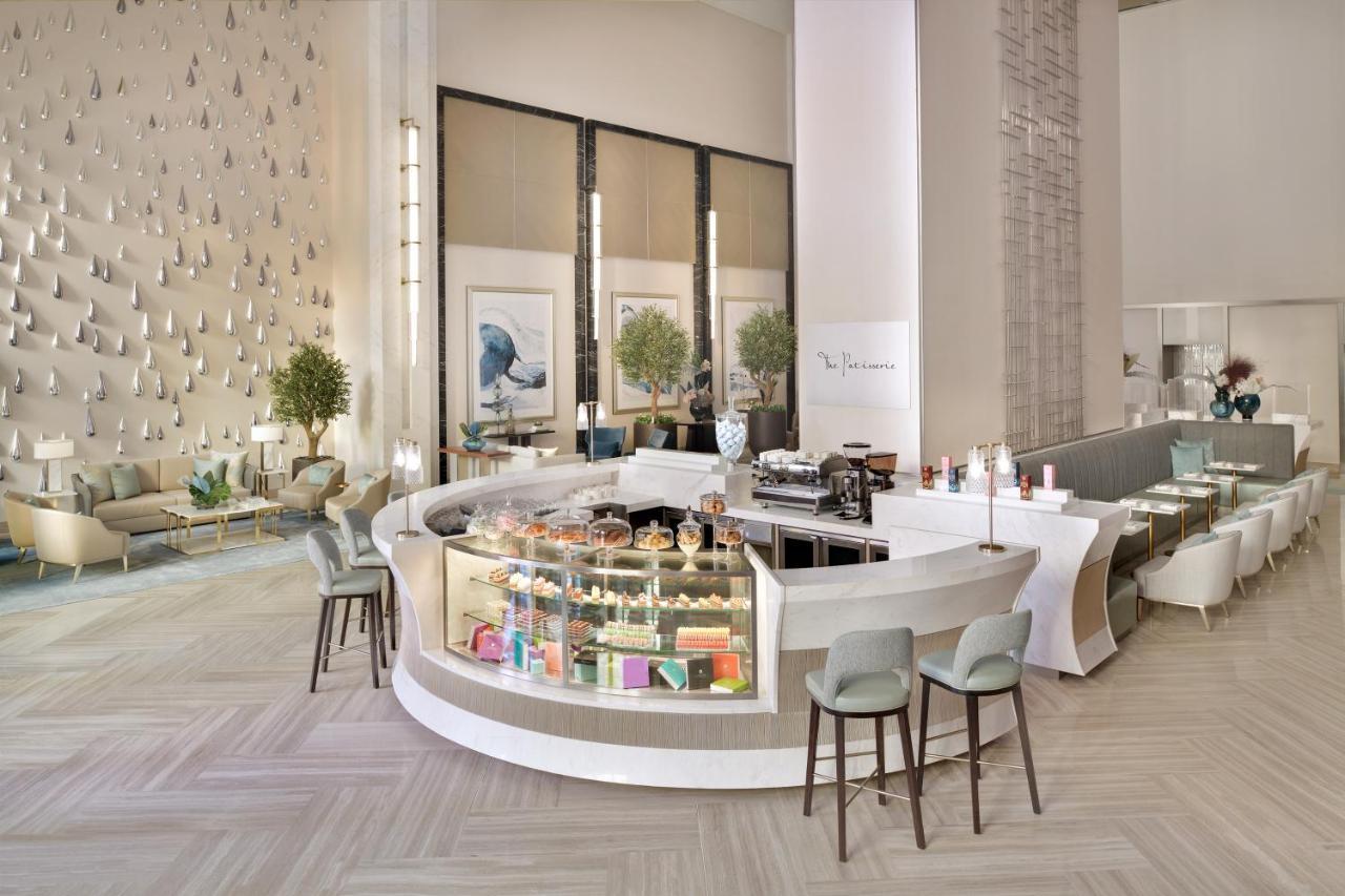 Hotel Address Mall Dubai