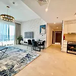 Ultimate Luxury At Dubai Creek Horizon Waterfront