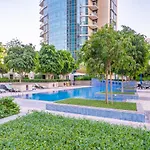 Stylish Apartment With Partial Burj Khalifa View