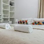 Amazing 2 Bedroom In Marina With Free Parking
