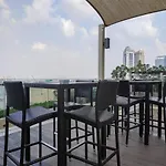 Maison Privee - Luxury Urban Retreat With Burj Khalifa Views