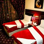 Karoon Hotel