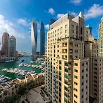 Maison Privee - Stunning Waterfront Apt With Marina View Nxt To Beach