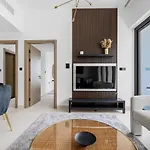 Alh Vacay - With Private Jacuzzi 2 Bedrooms In Binghatti Canal