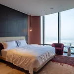 4 Bedroom Luxury Apartment At Burj Khalifa